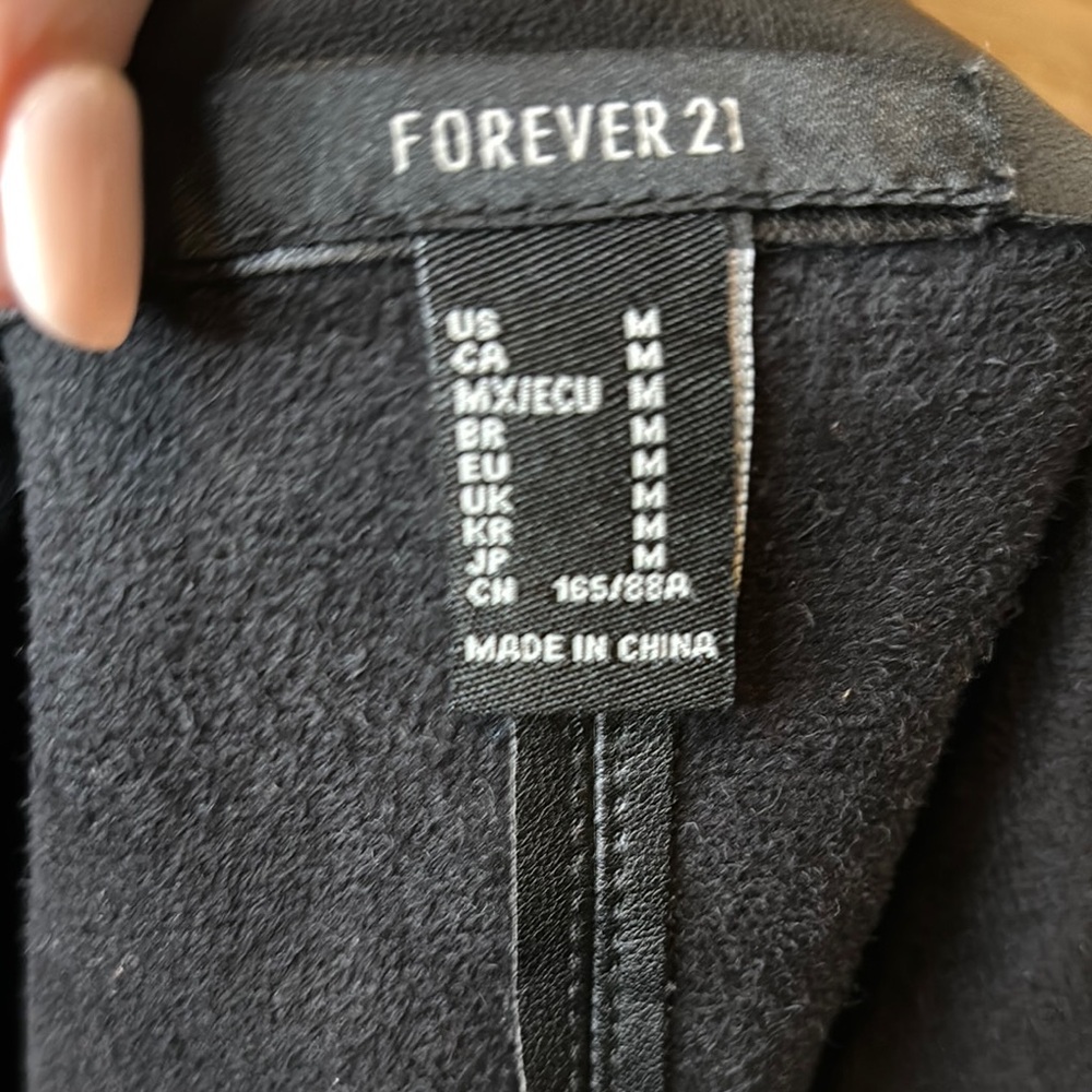 Black Peplum Leather Look Top medium Forever 21 - Picture 6 of 6